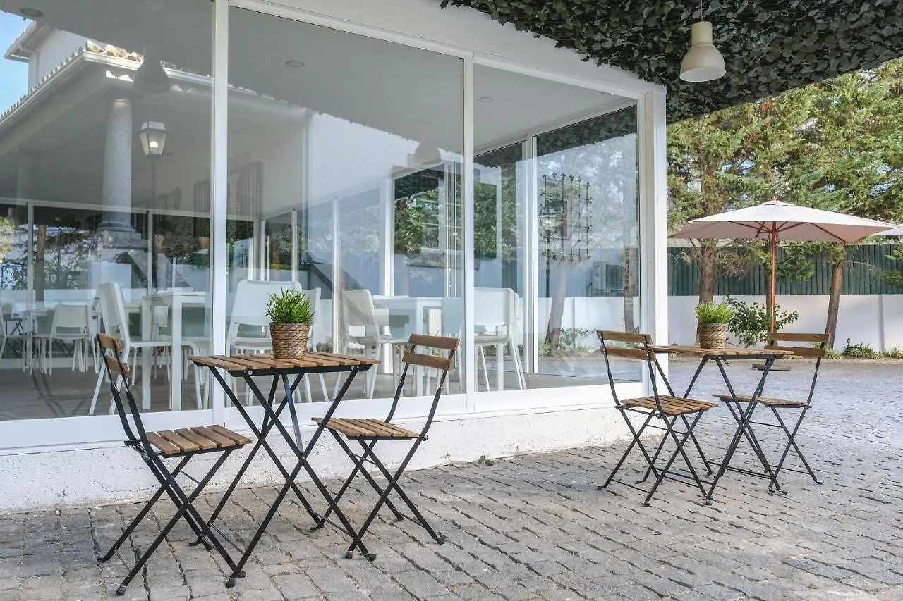 4U Lisbon VI Guesthouse Airport Guest house