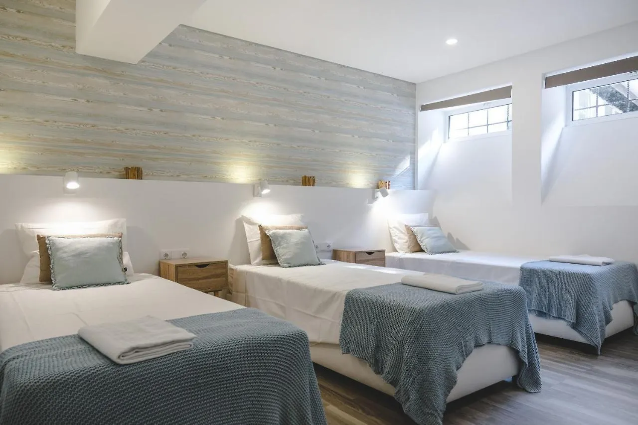 4U Lisbon VI Guesthouse Airport Portugal
