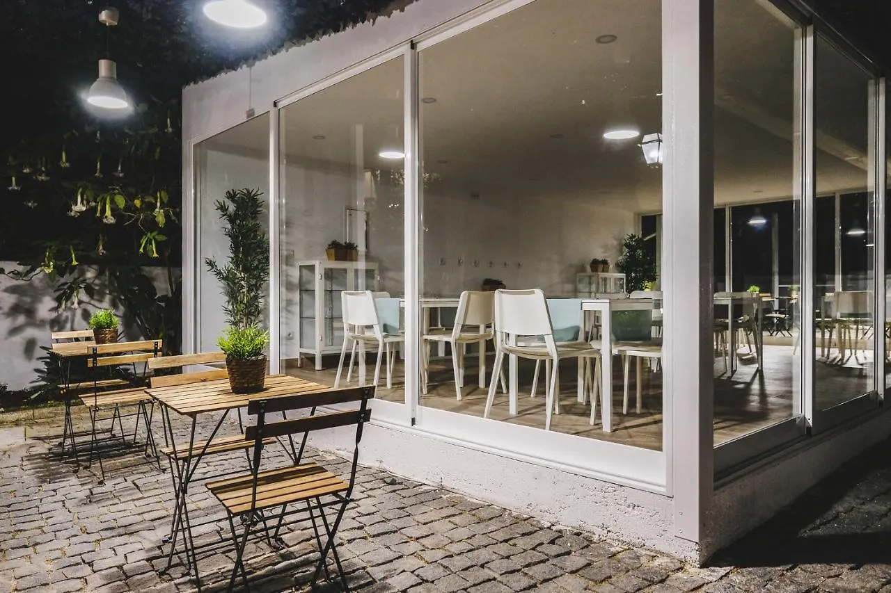 Guest house 4U Lisbon VI Guesthouse Airport Portugal