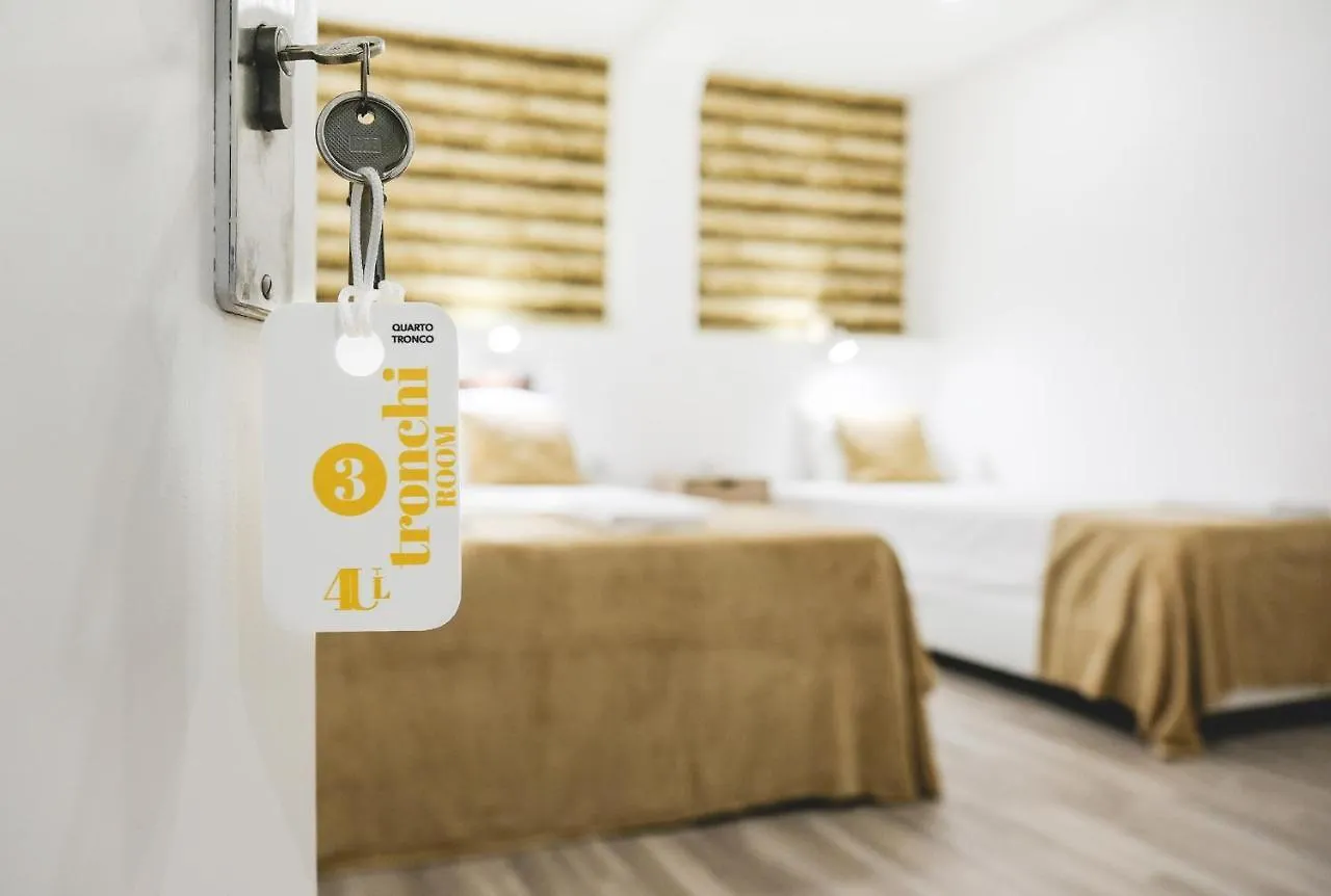 4U Lisbon VI Guesthouse Airport Portugal