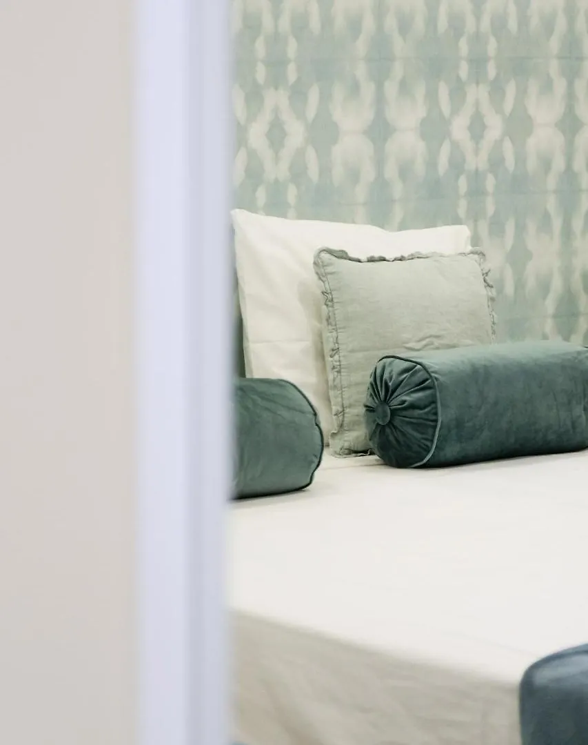 4U Lisbon VI Guesthouse Airport 0*,  Portugal